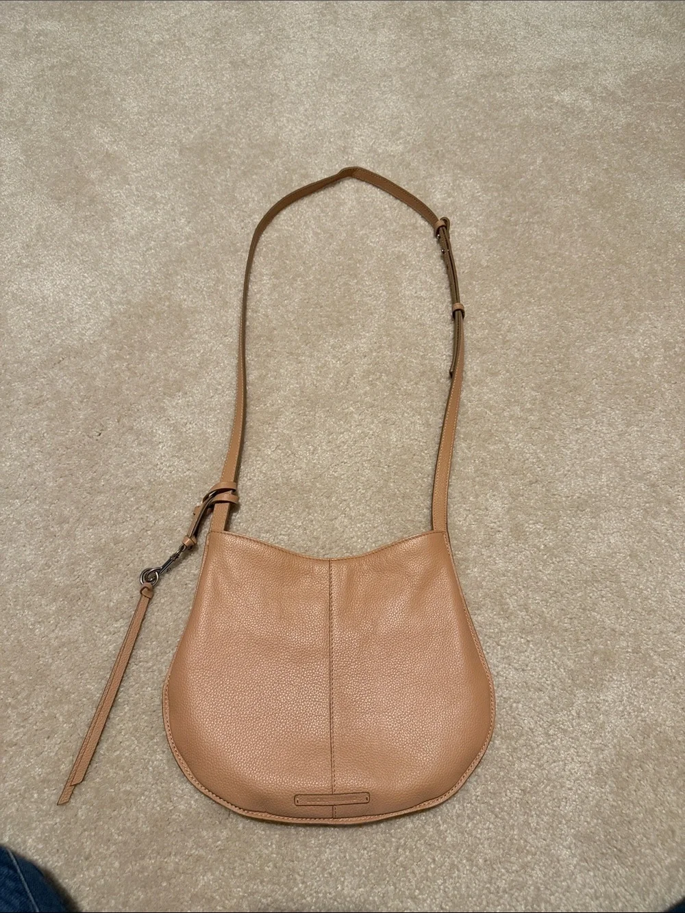 Lucky Brand compact pebbled